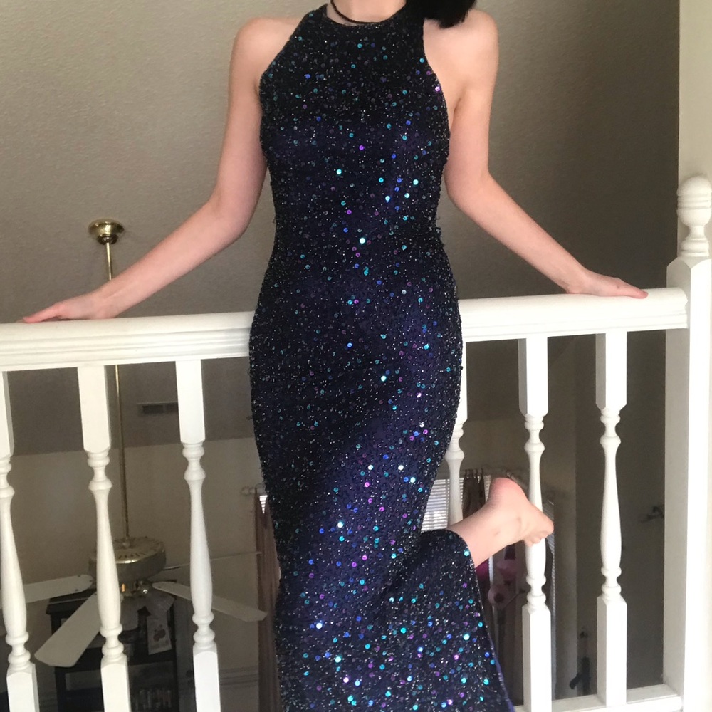 Crystal collection gown size 4-6 medium